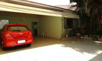 Imagem 4: Casa térrea venda e locação com piscina, aquecimento solar, churrasqueira, edícula e quint