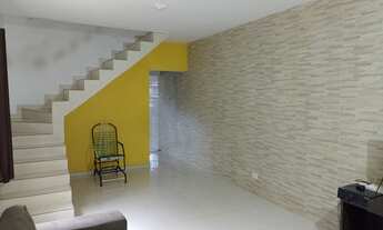 Imagem 1: Sobrado para venda com 218 metros quadrados com 3 quartos em Jardim Varan - Suzano - SP