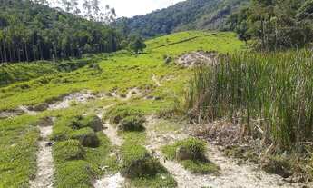 Imagem 6: Sítio em Santa Barbara do Monte Verde MG
