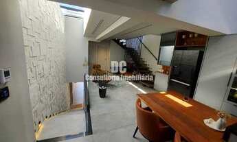 Imagem 2: Casa para venda tem 195 metros quadrados com 3 quartos em Boa Vista - Curitiba - PR