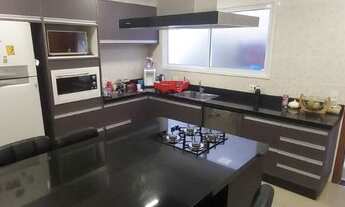 Imagem 6: Sobrado para locação com 3 suítes, à 3 quadras da praia no bairro Guilhermina - Praia Gran