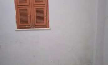 Imagem 4: Casa no centro de barreira