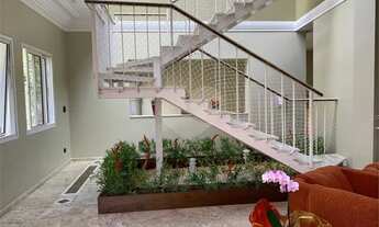 Imagem 3: Casa para venda possui 550 metros quadrados com 4 quartos em Jardim Vitória Régia - São Pa