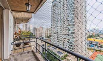 Imagem 6: Apto à venda todo reformado noBrooklin. São 162m²