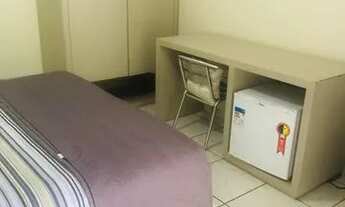 Imagem 3: Suíte mobiliada e área de lazer com piscina, ofurô e churrasqueira