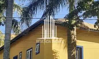 Imagem 3: Casa em condomínio fechado de 474m² com 6 dorms á venda