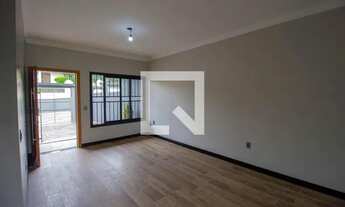 Imagem 3: Casa para Aluguel - Pinheiro, 3 Quartos, 150 m2