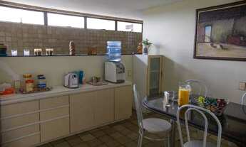 Imagem 6: Excelente imóvel da Moura Dubeux, no bairro de Apipucos, um dos prédios mais luxuosos da c