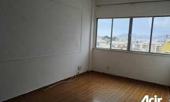 Imagem 2: RIO DE JANEIRO - Apartamento Padrão - Meier