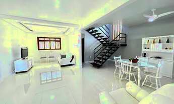 Imagem 2: Casa para Venda em Macaé, Riviera Fluminense, 4 dormitórios, 1 suíte, 4 banheiros, 5 vagas