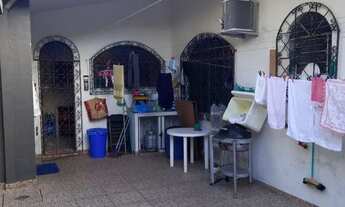 Imagem 2: VENDO CASA NO MEDICI II