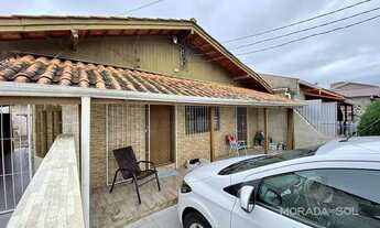 Imagem 2: Sua Oportunidade de morar em uma Casa em Baln. Pereque - Porto Belo com 2 Dormitórios loca