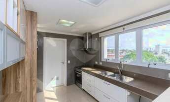 Imagem 7: Apartamento à venda em Moema,155m2 com 3 suítes e 4 vagas de garagem. Ótima localização