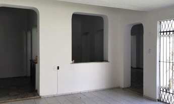 Imagem 3: Casa com 250m2 no Cento da Cidade de Fortaleza. Excelente para cafeteria ou bistro