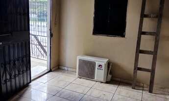 Imagem: Alugo Quitinete