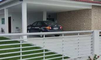 Imagem: Casa de condomínio para venda possui 306