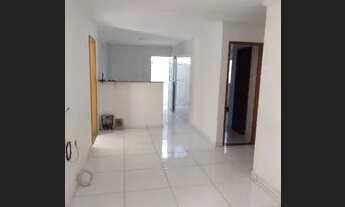 Imagem 3: Vende se uma casa. 135.000 (podemos negociar