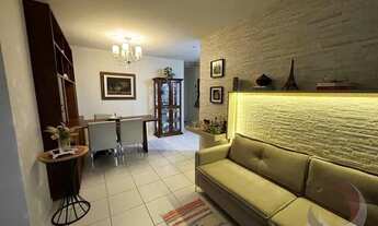 Imagem 7: Apartamento para Venda em Florianópolis, Coloninha, 2 dormitórios, 1 suíte, 1 banheiro, 1