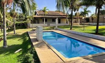 Imagem: Chácara com 3 quartos - próximo ao Garavelo