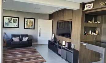 Imagem 2: Apartamento com 4 quartos, muito bem distribuído em 215m² na Graça