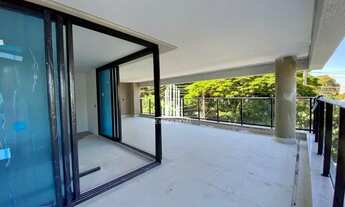 Imagem 3: IL Bosco Jardim Leonor à venda de 230m² com 4 suítes e 4 vagas de garagem e varanda gourme