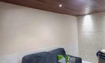 Imagem: Vendo casa de frete a Rua