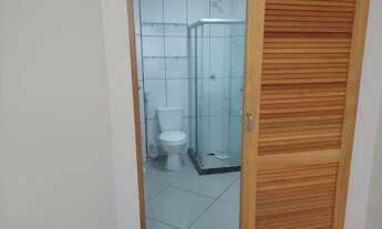 Imagem 6: Apto Centro, amplo, reformadíssimo, Rua 16 de março, excelente preço - Petrópolis - RJ