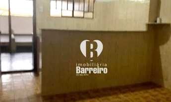 Imagem 6: Imóvel à Venda no Vista Alegre, Cabana, na Rua Independência, a principal rua do bairro