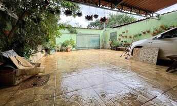 Imagem 2: Vendo casa em ótima localização Feu Rosa