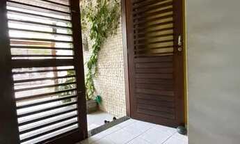 Imagem 5: Casa em Petrópolis com 229m2, 3/4