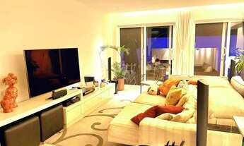 Imagem 2: Linda Casa com 3 Dormitórios, Espaço Gourmet, Piscina, 4 vagas - Mobiliada!!!