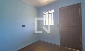 Imagem 2: Casa para Aluguel - Bairro Alto, 1 Quarto, 27 m2