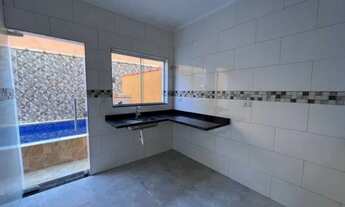 Imagem: VENDE-SE ESTA CASA COM PISCINA NA CIDADE