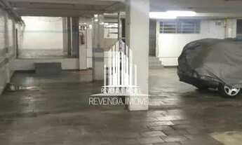 Imagem: Prédio de 1000m² de 3 andares no Morumbi