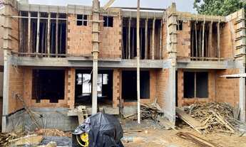 Imagem: Amplos sobrados com alto padrão de acabamento