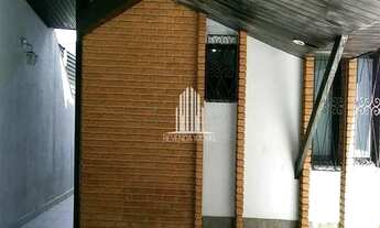 Imagem 2: Casa à venda em Diadema com 184m² 3 dormitórios 1 suíte 4 banheiros 2 vagas