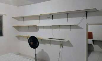 Imagem 2: Casa no Monte Sinai, no Manoa com 3 Quartos!!