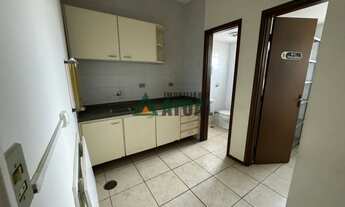 Imagem 6: Sala comercial com 213 m² na região central de Londrina