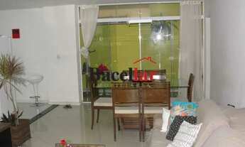 Imagem 7: Apartamento - / Residencial / Castelanea