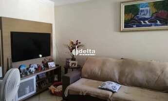 Imagem 16: Casa residencial com 5 quartos sendo 1 suíte disponível para venda no bairro Segismundo Pe