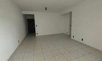 Imagem 7: Bairro: Centro em Jaraguá do Sul. 01 suíte. 02 dormitórios. Ampla sala de estar/jantar. S