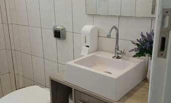 Imagem 4: Estética à venda