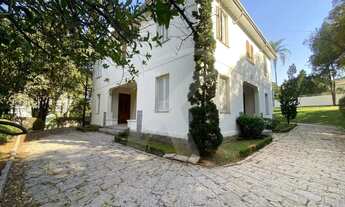 Imagem 2: Casarão para locação em terreno de 4.000m²