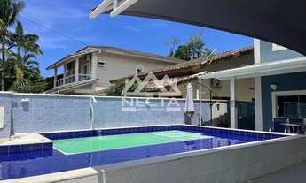 Imagem: Casa à Venda em Condomínio Fechado com