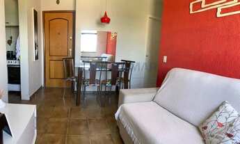 Imagem 2: Apartamento 2 Quartos com Armários, Varanda, 1 Vaga de Garagem Coberta à Venda na QNL 11