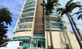 Imagem: Apartamento com varanda fechada em vidro