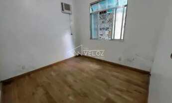 Imagem: Casa de rua Sobrado / Residencial / Catumbi