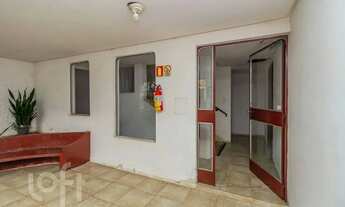 Imagem 5: Imóvel para venda possui 65 metros quadrados com 2 quartos em Passo da Areia - Porto Alegr