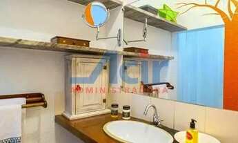 Imagem 3: Casa Bucólica Com 9 Quartos para venda, 600 m² por R$ 2.945.000,00 Rua Alice Laranjeiras