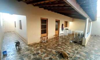 Imagem 5: Casa com excelente localização